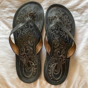 Olukai flip flops.  Black size 11 womens